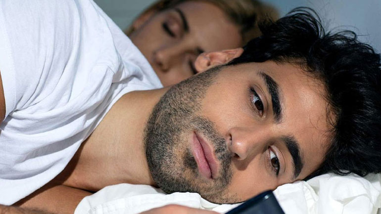 Πώς θα αντιδράσει ο σύντροφός σας εάν τον πιάσετε στα πράσα;