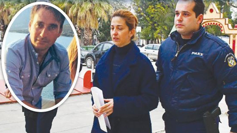 Τι απαντά στη «μαύρη χήρα» της Κοιλάδας ο φίλος του καπετάνιου Τι απαντά στη «μαύρη χήρα» της Κοιλάδας ο φίλος του καπετάνιου