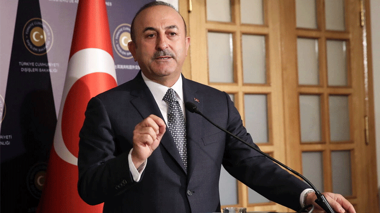 Τσαβούσογλου: Η Τουρκία αναγνωρίζει τη «Μακεδονία» με τη συνταγματική της ονομασία