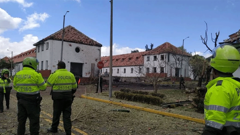 Κολομβία: Ισχυρή έκρηξη στη σχολή της αστυνομίας – Τουλάχιστον εννέα νεκροί