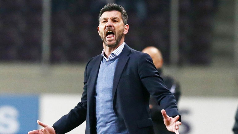 Ουζουνίδης: «Δώστε απαντήσεις σε όσους σας αμφισβητούν»