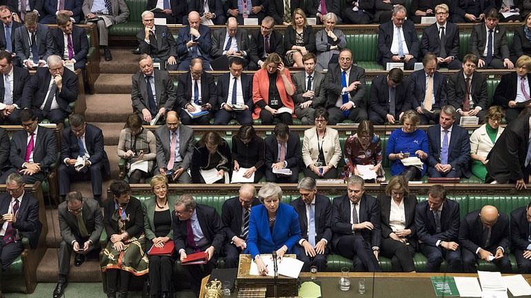 Βρετανία: Στις 29 Ιανουαρίου θα συζητήσει και θα ψηφίσει το κοινοβούλιο για το «plan B» της Μέι