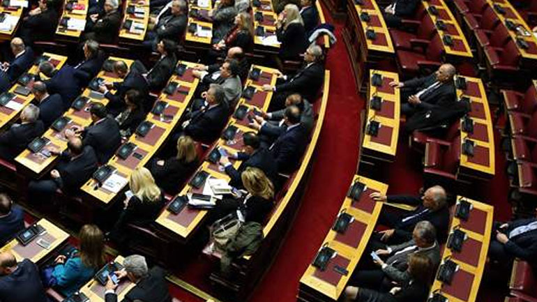 Βουλή: Αντιπαράθεση Γαβρόγλου – Κουτσούμπα για την Παιδεία