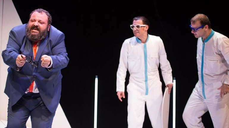 «Δύο Θεοί» στο θέατρο Αριστοτέλειον