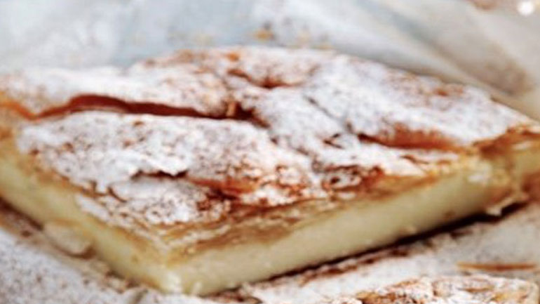 Μπουγάτσα με κρέμα