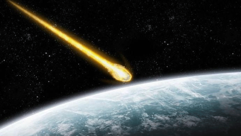 Αστρονομία: «Βρέχει» τριπλάσιους μεγάλους αστεροειδείς στη Γη και στη Σελήνη
