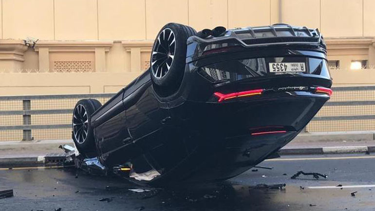 Έφερε τούμπες με τη Lamborghini Urus!