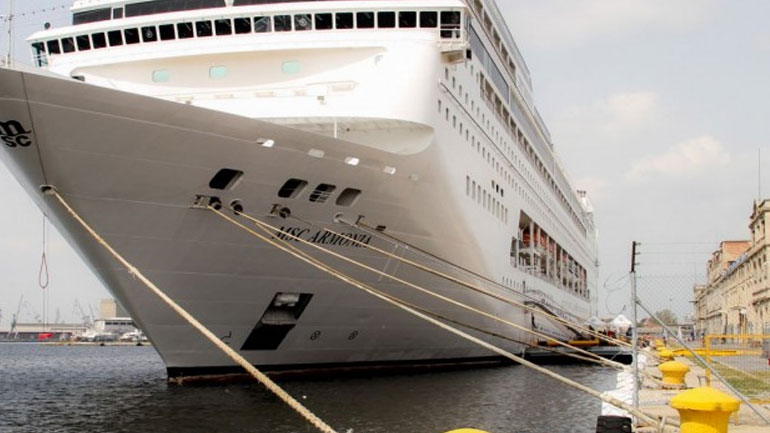 Ουραγός στις αφίξεις κρουαζιερόπλοιων το λιμάνι της Θεσσαλονίκης