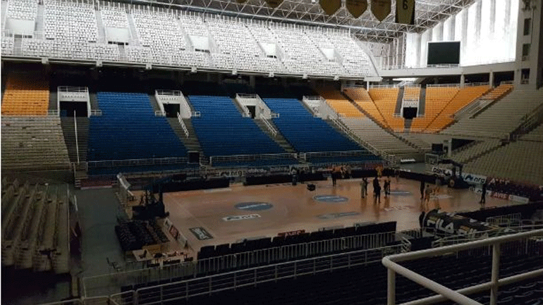 Μπλακ άουτ στο ΟΑΚΑ – Αναβλήθηκε το ματς ΑΕΚ-Περιστέρι