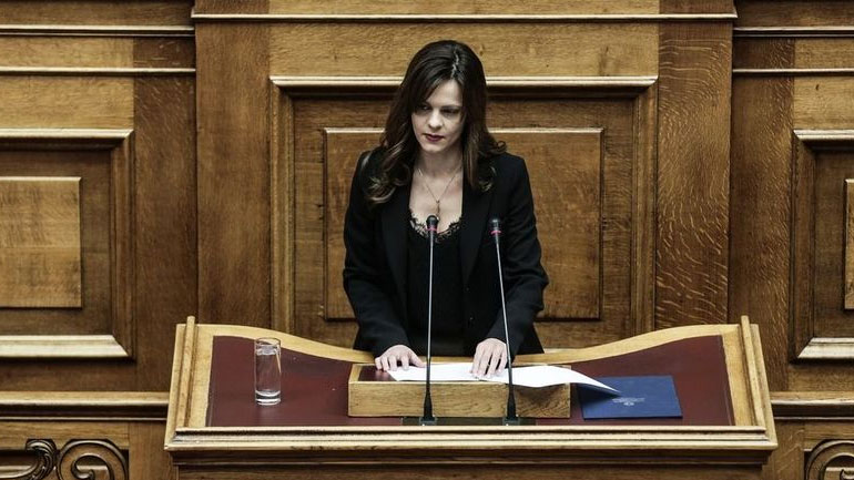 Αχτσιόγλου: Η αύξηση του κατώτατου μισθού σηματοδοτεί την αλλαγή σελίδας