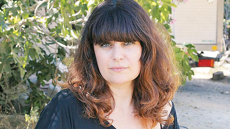 Η Τώνια Μισιαλή με την ταινία «Παύση» νικήτρια του Φεστιβάλ Ελληνικού Κινηματογράφου του Βερολίνου Η Τώνια Μισιαλή με την ταινία «Παύση» νικήτρια του Φεστιβάλ Ελληνικού Κινηματογράφου του Βερολίνου