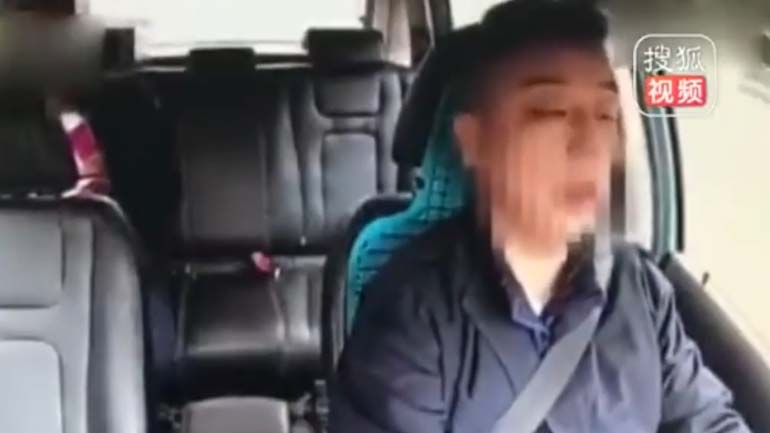 Τον πήρε ο ύπνος στο τιμόνι!