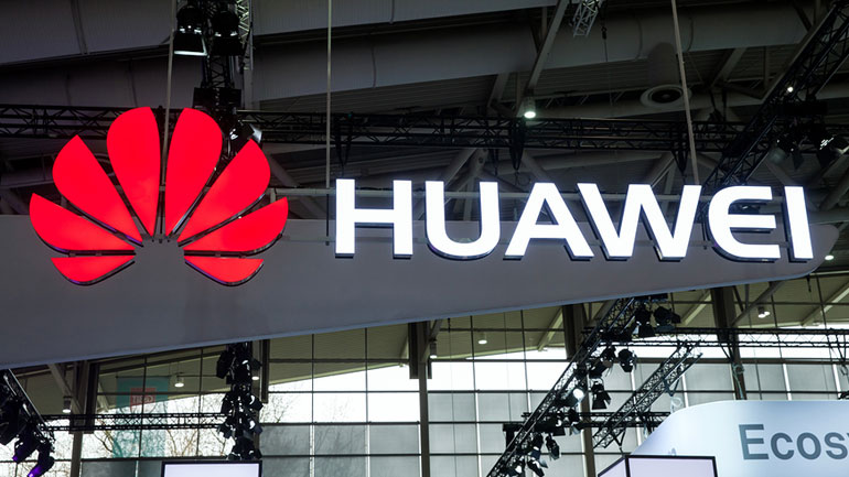 Το πρώτο της κατάστημα στo Ομάν άνοιξε η Huawei