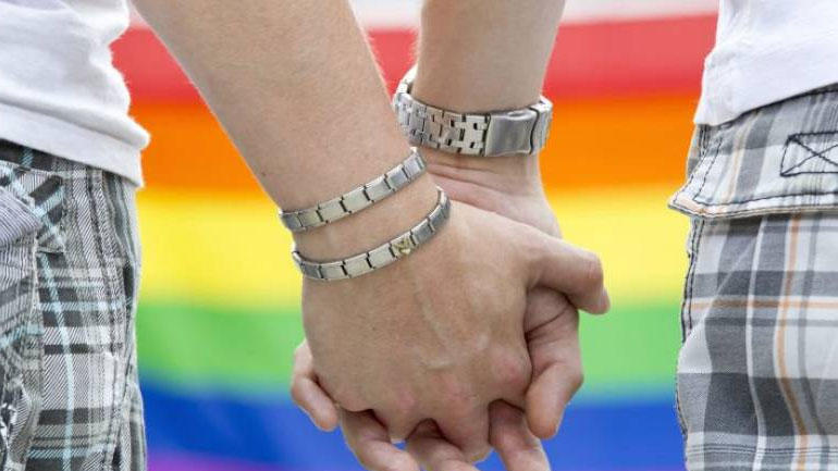 Καλύτερη η παροχή υπηρεσιών υγείας σε ομοφυλόφιλους και αμφιφυλόφιλους άνδρες που αποκαλύπτουν το σεξουαλικό τους ιστορικό