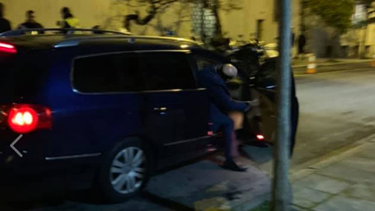 Ο Αντώναρος στο Μαξίμου από την πίσω πόρτα