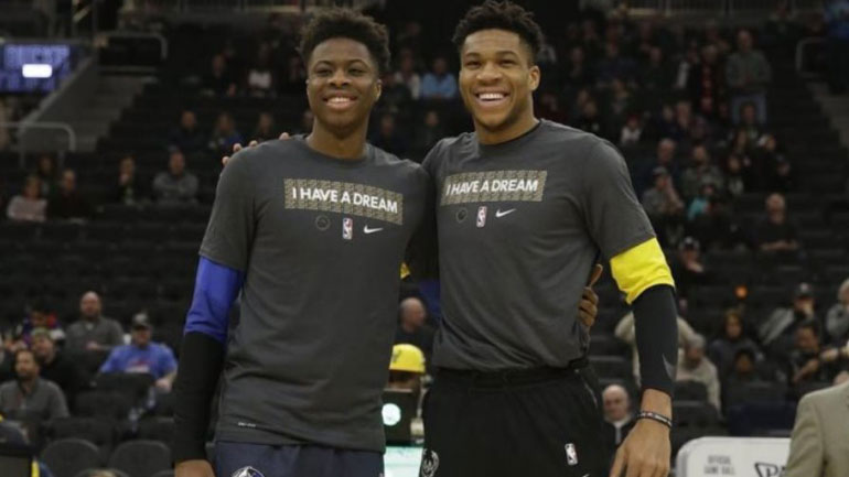 Αντετοκούνμπο εναντίον Αντετοκούνμπο σήμερα στο Ντάλας!