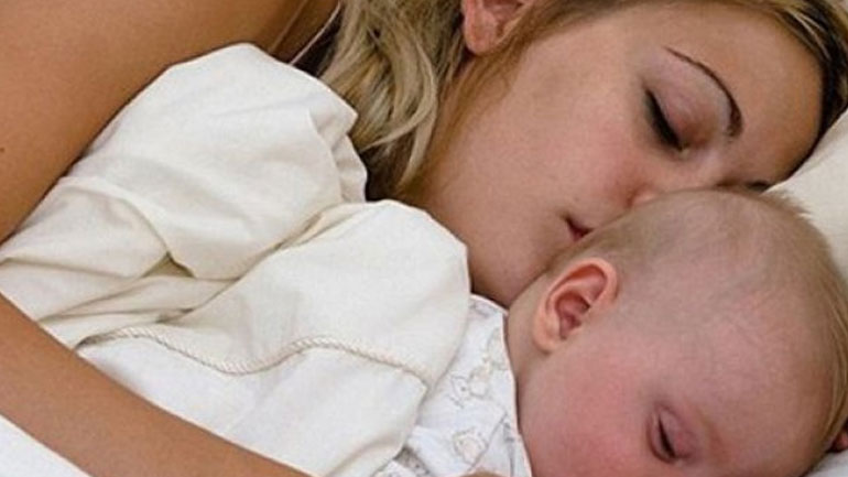 Μπορώ να φέρνω το μωρό στο κρεβάτι;