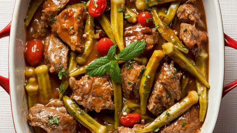 Μοσχαράκι με μπάμιες στην κατσαρόλα