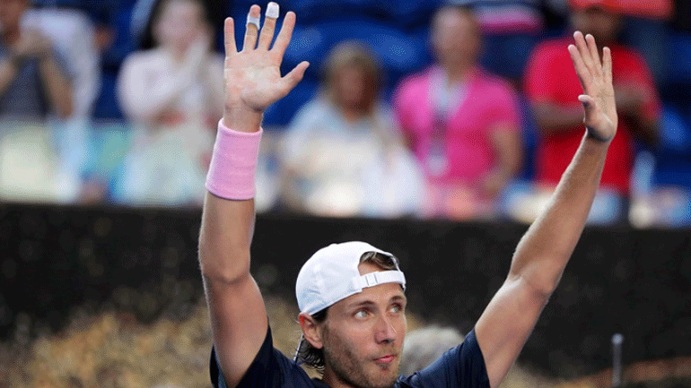 Εκπληκτική πρόκριση Πούιγ που νίκησε τον Ράονιτς