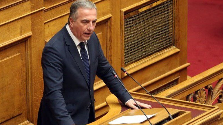 Καλαφάτης: «Νόθος λύση και βιασμός της Δημοκρατίας η Συμφωνία»