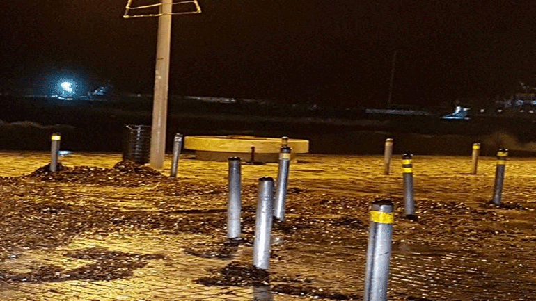 Έκλεισαν δρόμοι από τη διάβρωση και τις βροχές στην Πάφο