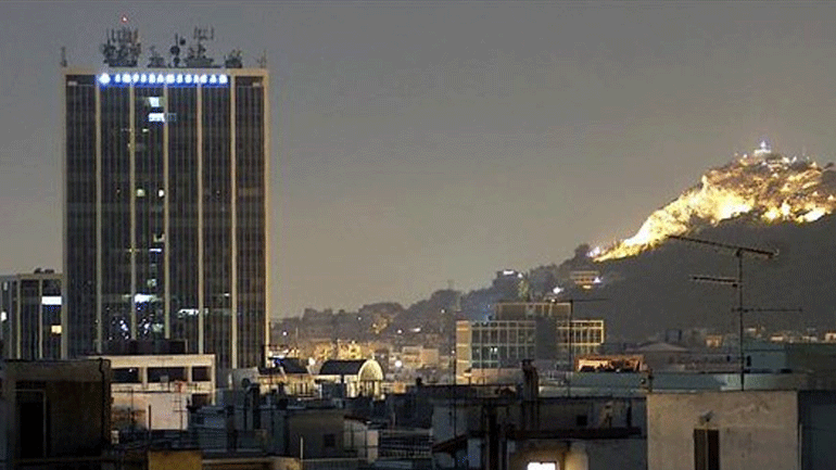 Άνδρας πέταξε με… «παρά πέντε» από τον Πύργο Αθηνών