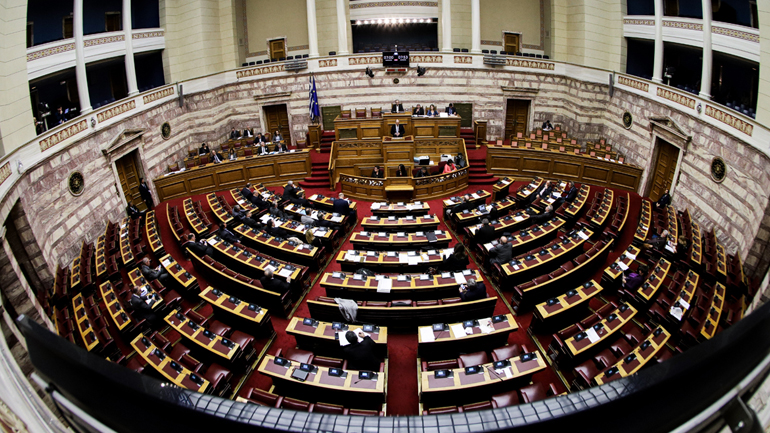 Live: Οι ομιλίες των αρχηγών στη Βουλή