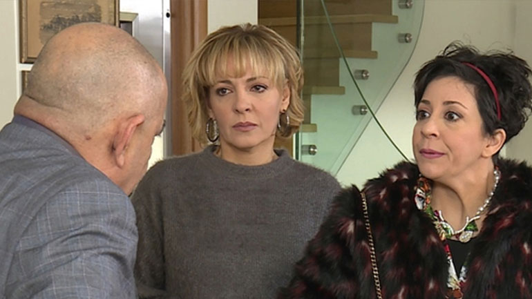 Έλα στη θέση μου: Ο Λεωνίδας ετοιμάζεται να κάνει ένα βήμα που θα φέρει τα πάνω κάτω