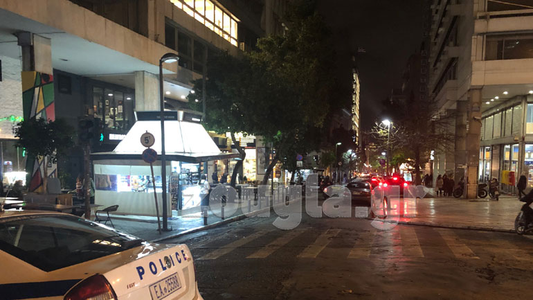 Λήξη συναγερμού στο κέντρο της Αθήνας – Άδειες οι δύο βαλίτσες