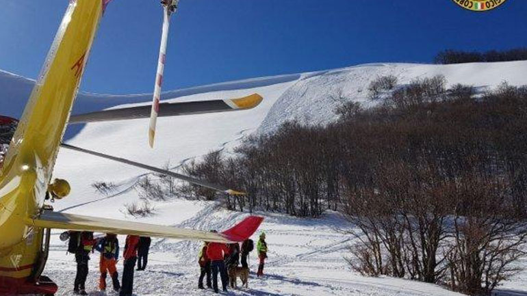 Ιταλία: Σύγκρουση τουριστικού αεροπλάνου με ελικόπτερο – Πέντε νεκροί Ιταλία: Σύγκρουση τουριστικού αεροπλάνου με ελικόπτερο – Πέντε νεκροί