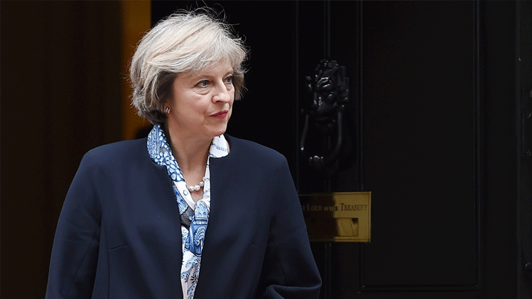 Συγχαρητήριο μήνυμα της Μέι για την υπερψήφιση της Συμφωνίας των Πρεσπών