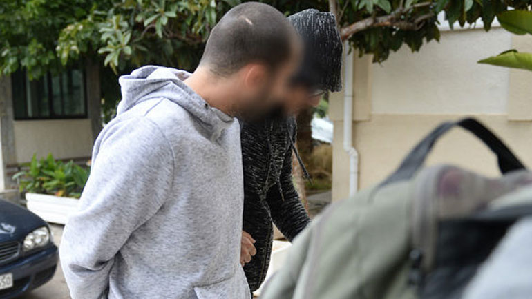 H μαρτυρία της 86χρονης που δέχτηκε επίθεση με σίδερο από ληστές: «Με έκαιγαν και όσο φώναζα συνέχιζαν»