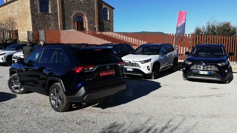 Τα RAV4 στη σειρά. Οι πρώτες δοκιμές ξεκίνησαν