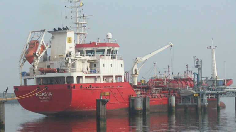 Ακυβέρνητο δεξαμενόπλοιο λόγω μηχανικής βλάβης ανοιχτά των Φλεβών