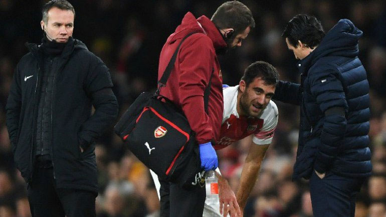 Άρσεναλ: Νοκ-άουτ για ένα μήνα ο Παπασταθόπουλος
