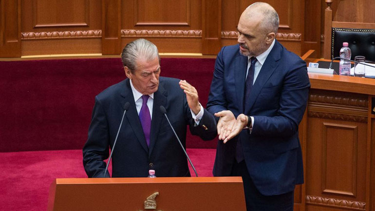 Μπερίσα: Υπαινιγμοί ότι Ελληνίδα «Μάτα Χάρι» είχε ξελογιάσει τον Έντι Ράμα