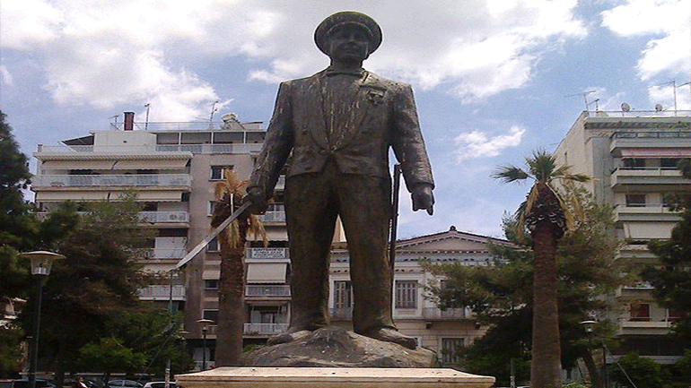 Ο Πειραιάς τίμησε τον ήρωα που έπεσε στα Ίμια Παναγιώτη Βλαχάκο