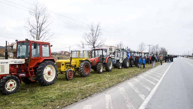 Λάρισα: Κλειστή η μία λωρίδα κυκλοφορίας στον κόμβο της Νίκαιας