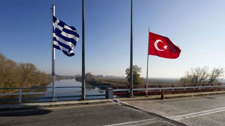 Κορυφαίος Τούρκος δημοσιογράφος ζήτησε πολιτικό άσυλο στην Ελλάδα Κορυφαίος Τούρκος δημοσιογράφος ζήτησε πολιτικό άσυλο στην Ελλάδα