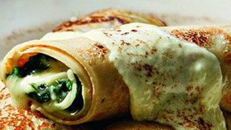 Κρέπες με σπανάκι και γραβιέρα