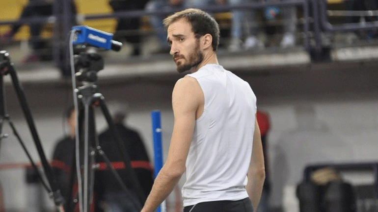 Έμεινε στα 2,20μ. ο Μπανιώτης στο Τρίνετσκ