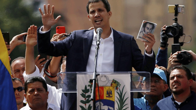 Οι ΗΠΑ παρέδωσαν τον έλεγχο ορισμένων περιουσιακών στοιχείων της Βενεζουέλας στον Γκουαϊδό