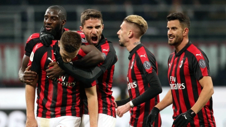 Στα ημιτελικά του Κυπέλλου Ιταλίας η Μίλαν, 2-0 τη Νάπολι