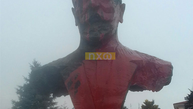 Βανδάλισαν το άγαλμα του Ελευθέριου Βενιζέλου στη Φλώρινα