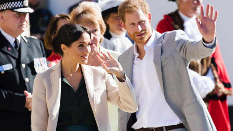 Η Μέγκαν Μαρκλ σε εργαστήριο υποκριτικής του Εθνικού Θεάτρου του Λονδίνου