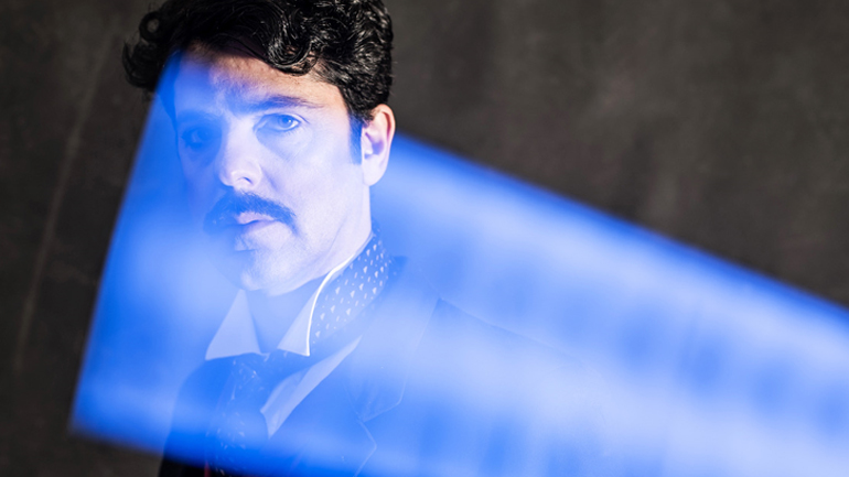 «Τέσλα» στο Βιομηχανικό Μουσείο Φωταερίου