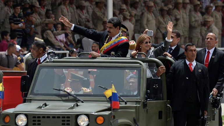 DW: Διχασμένος και ο στρατός στη Βενεζουέλα