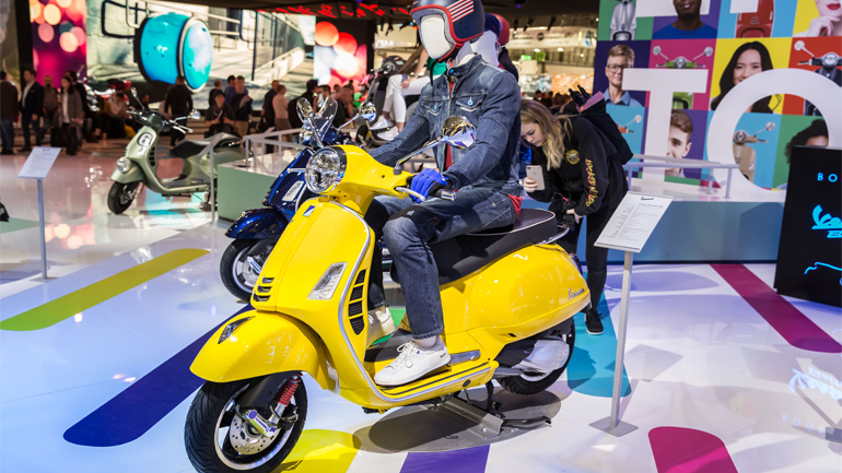VESPA GTS 125 & 300: Νέες εκδόσεις για όλα τα γούστα