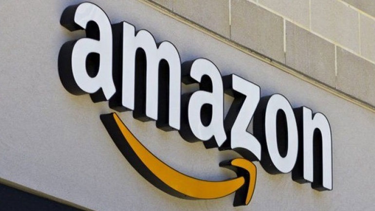 Ινδός «φέσωσε» την Amazon 45.000 δολάρια παίρνοντας αποζημίωση για δήθεν «άδεια δέματα»