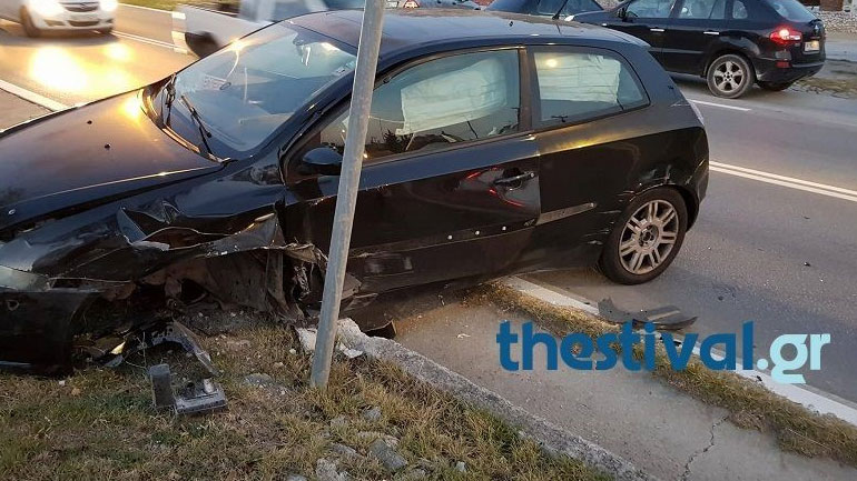 Εκτός λειτουργίας οι φωτεινοί σηματοδότες στον κόμβο του αεροδρομίου «Μακεδονία» λόγω τροχαίου